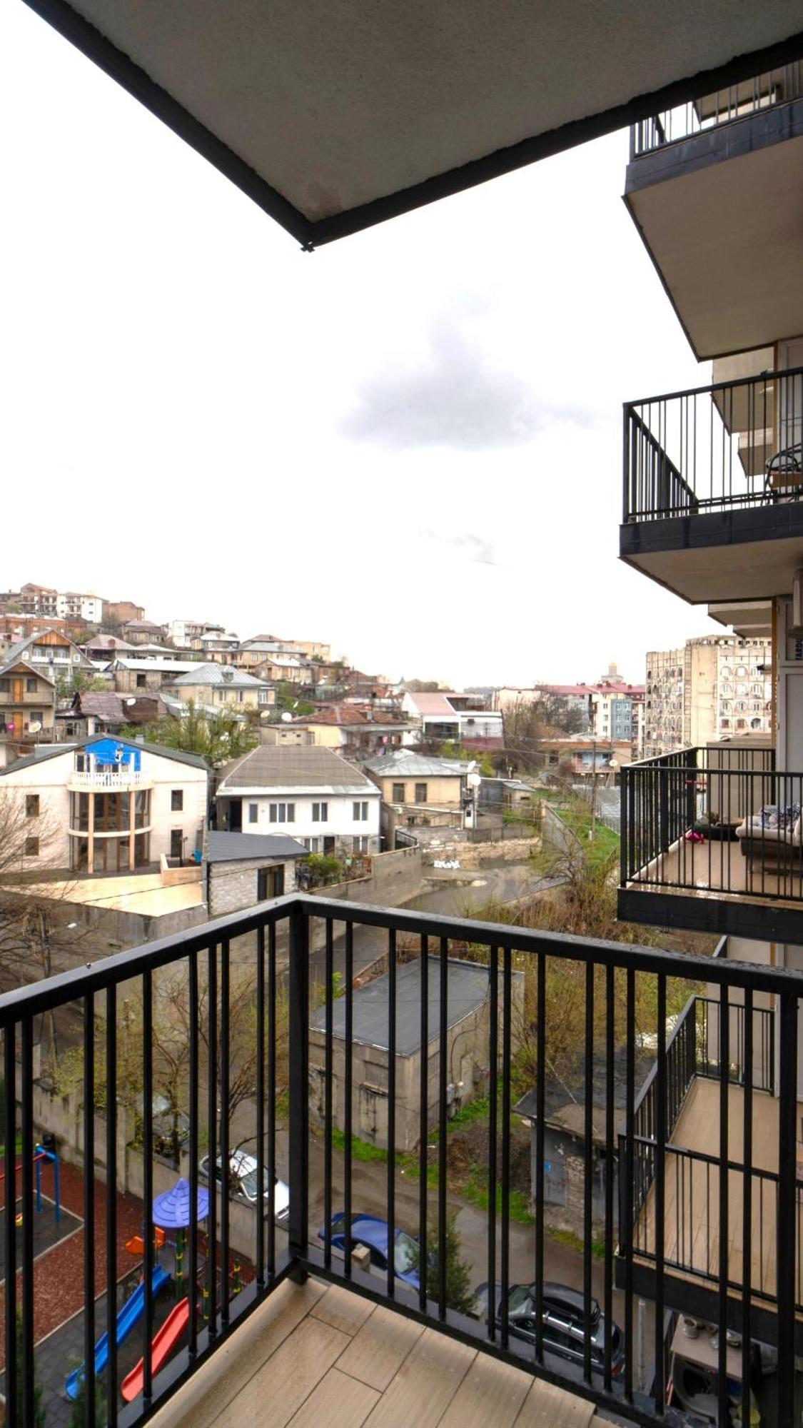 Cozy Apartment In The Heart Of Tiflis Exterior foto